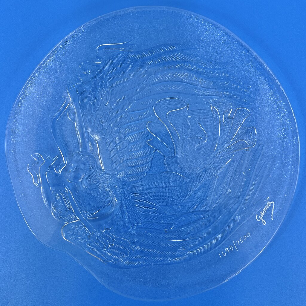 Vintage Verde Pinho Crystal “Angel With Ribbon” Limited Edition Textured Crystal Plate Signed & Numbered Made in Portugal /cb