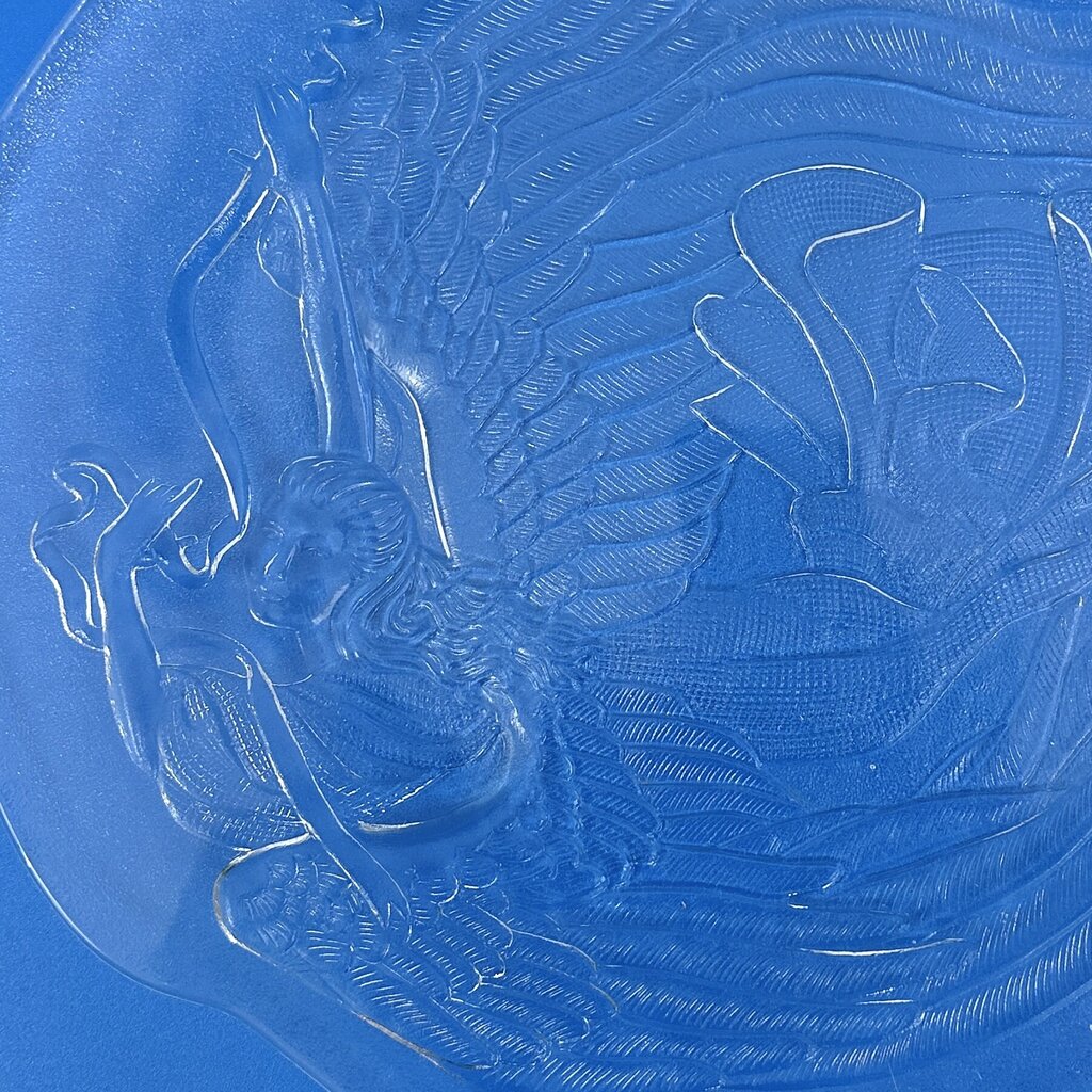 Vintage Verde Pinho Crystal “Angel With Ribbon” Limited Edition Textured Crystal Plate Signed & Numbered Made in Portugal /cb