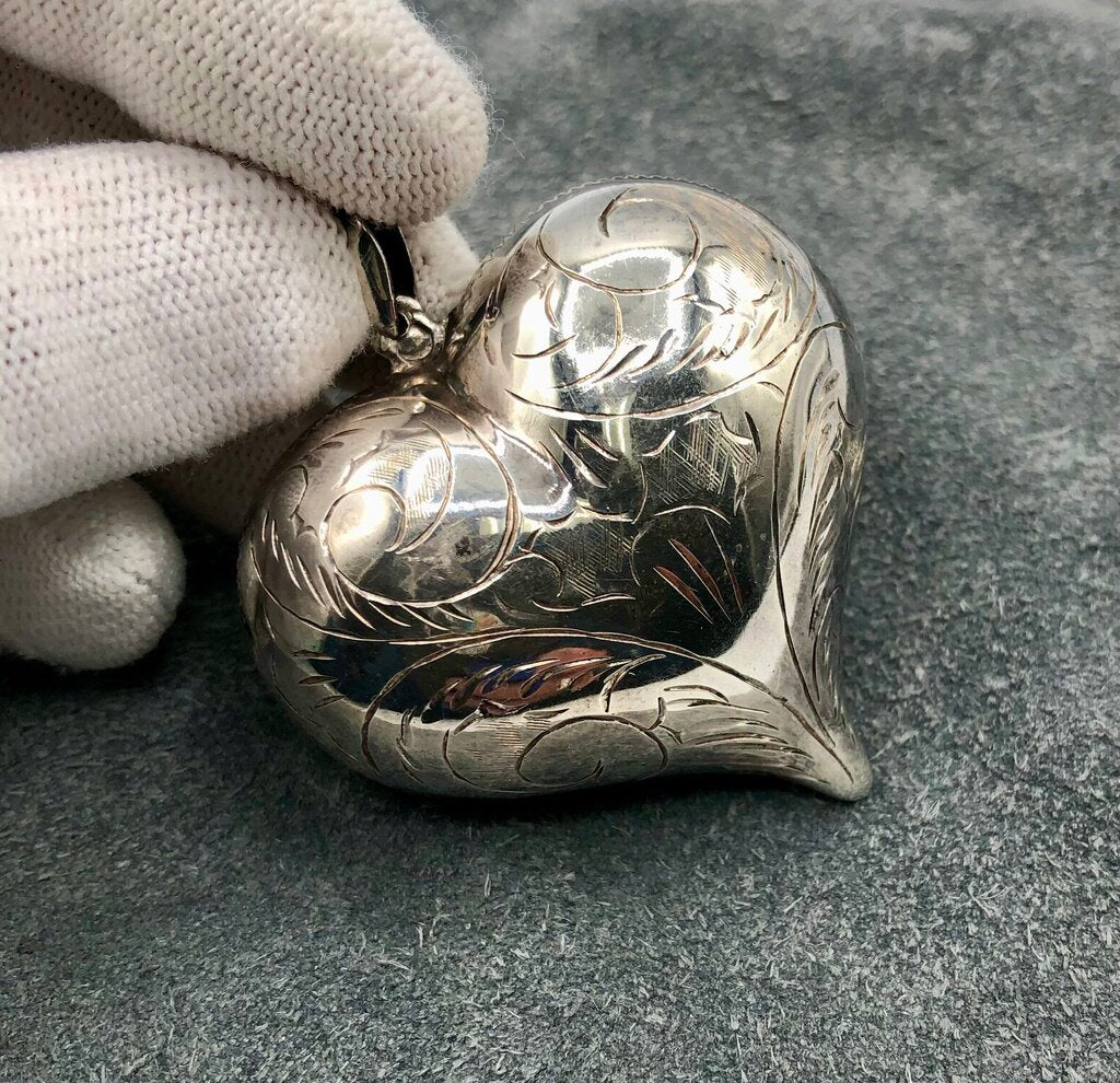 Large 925 Sterling Silver Etched Puff Heart Pendant /b