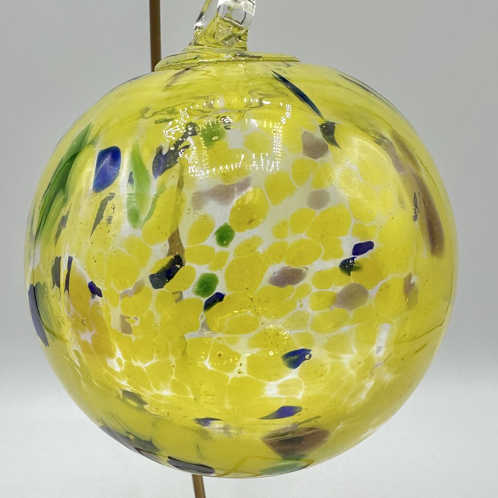 Studio Art Glass Handblown Yellow Speckled 4” Hanging Ornament, Witch Ball, Orb, Sphere w/Stand /cb