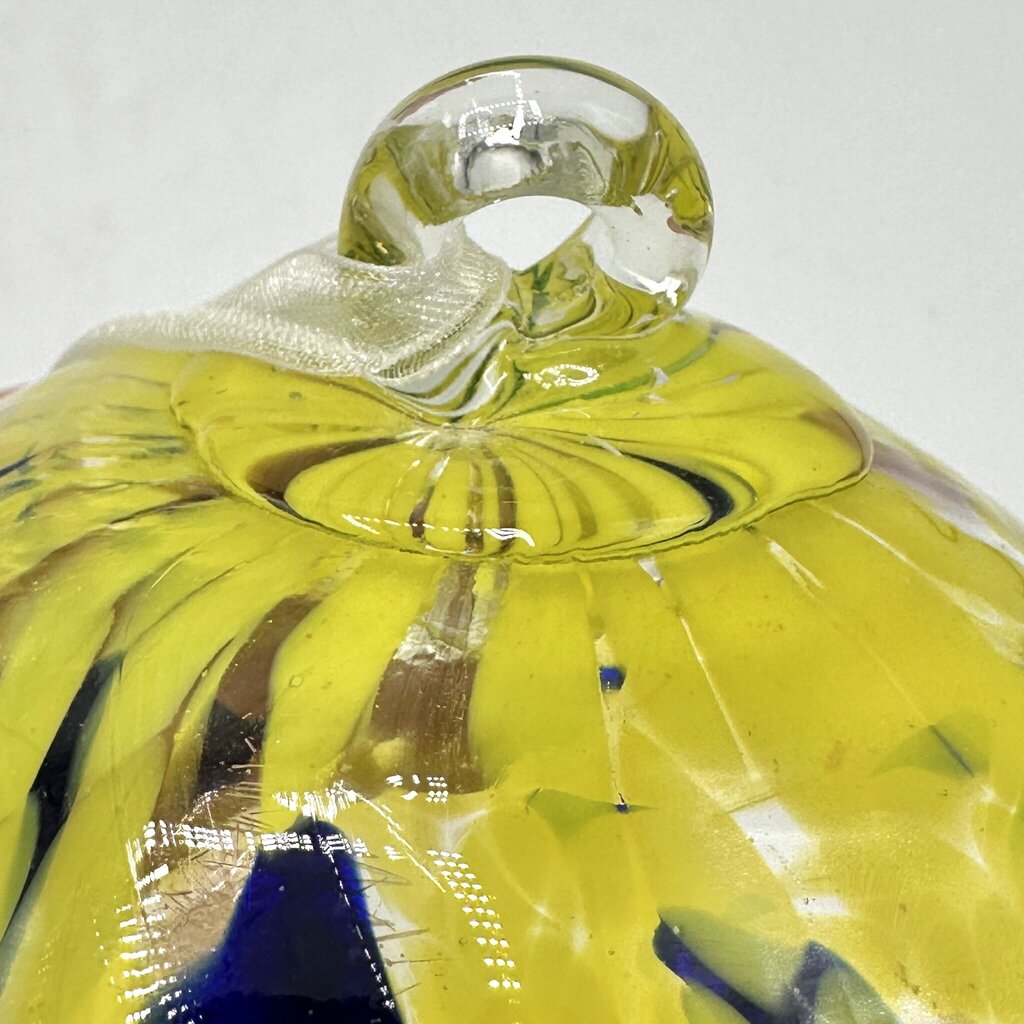 Studio Art Glass Handblown Yellow Speckled 4” Hanging Ornament, Witch Ball, Orb, Sphere w/Stand /cb