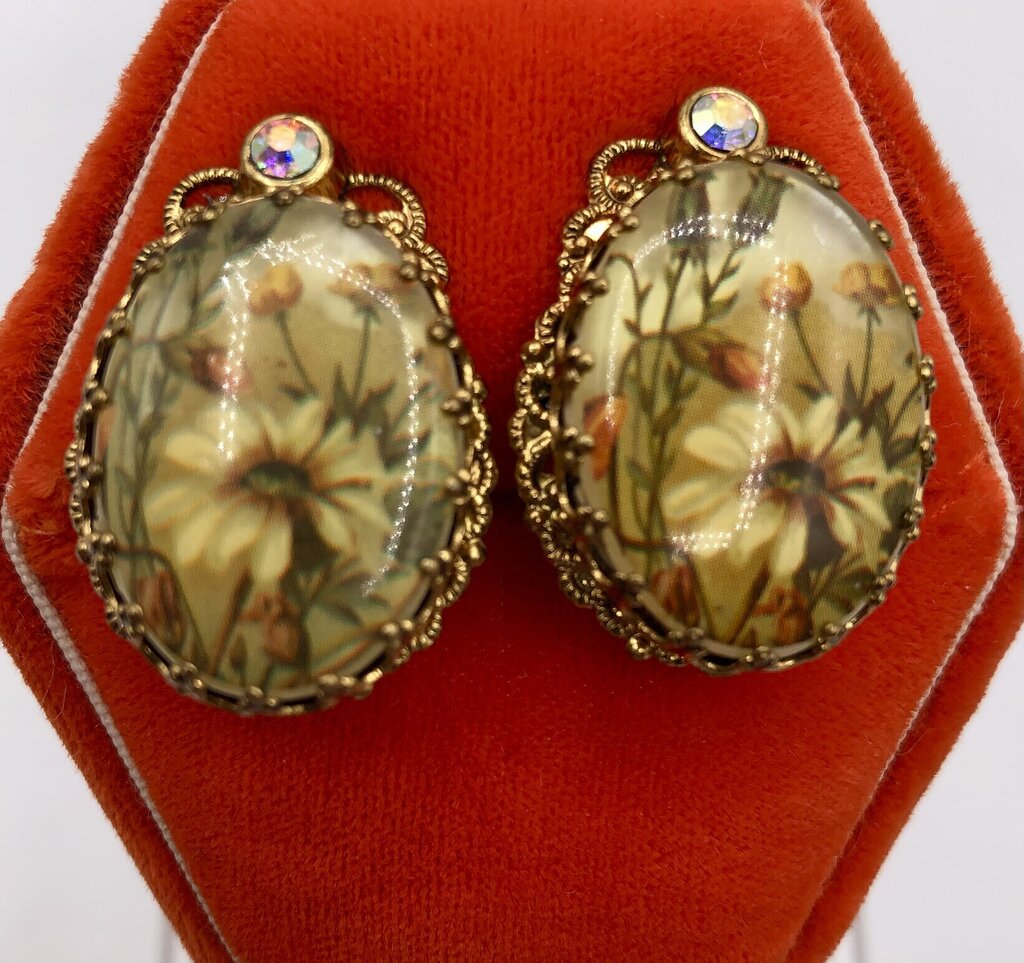 Vintage West Germanay Floral & Filigree Clip Earrings /b