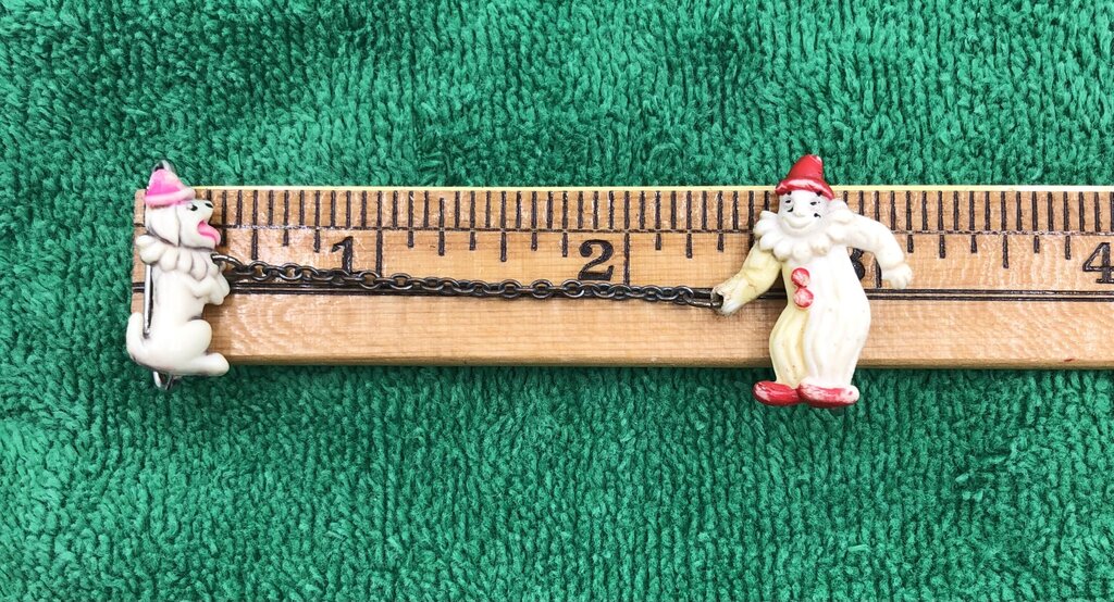 1950s/60s Circus Clown w/ Dog Dble Pin Brooch /b