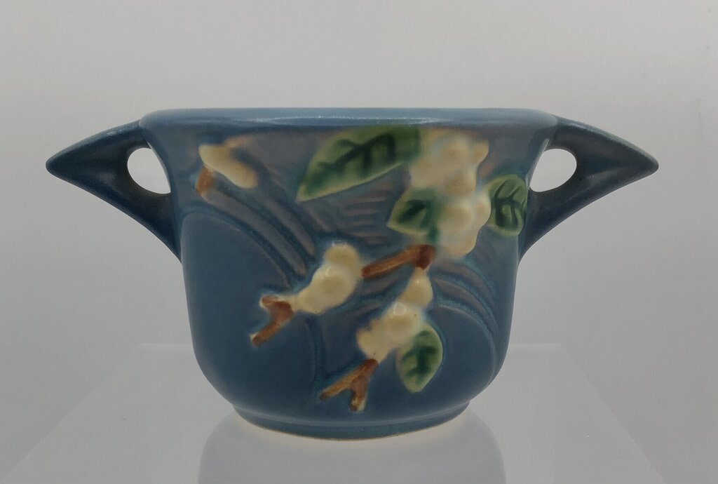 Roseville Pottery 1947 Snowberry Open Sugar Bowl /b