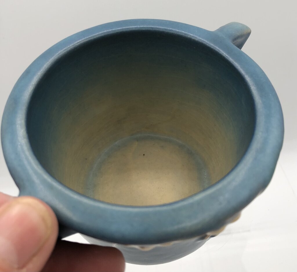 Roseville Pottery 1947 Snowberry Open Sugar Bowl /b