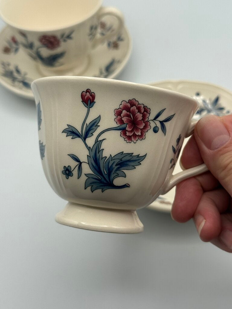 Wedgwood Williamsburg Potpourri Footed Cup & Saucer 2 Sets /rb