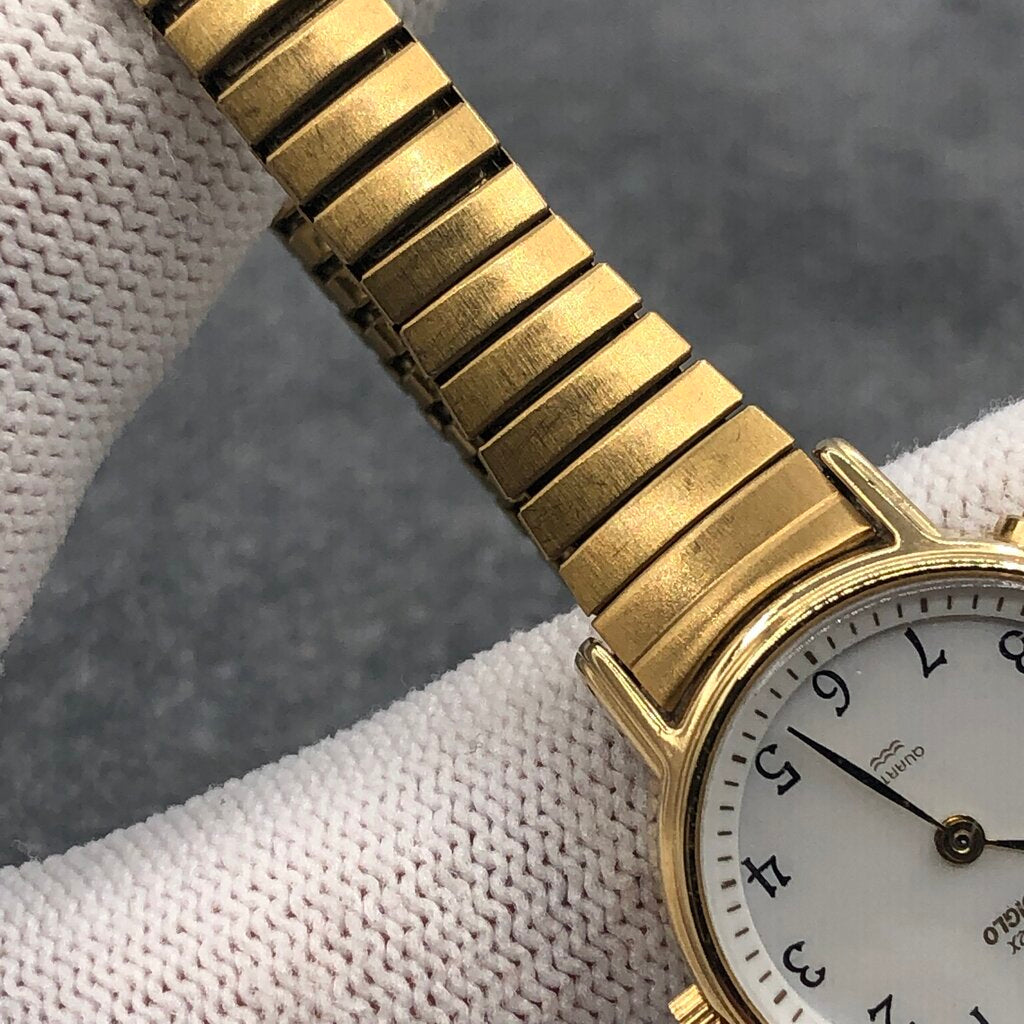 Ladies Timex INDIGLO Quartz Wristwatch /b