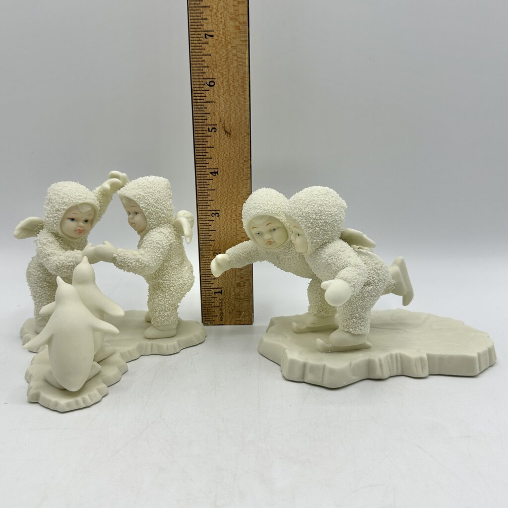 Lot of 2 Vintage Department 56 Snowbabies Figurines Playing Games Is Fun, We Make A Great Pair /cb