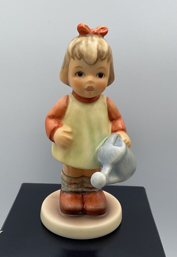 Lot of 4 Exclusive Edition Hummel Figurines with Boxes /s