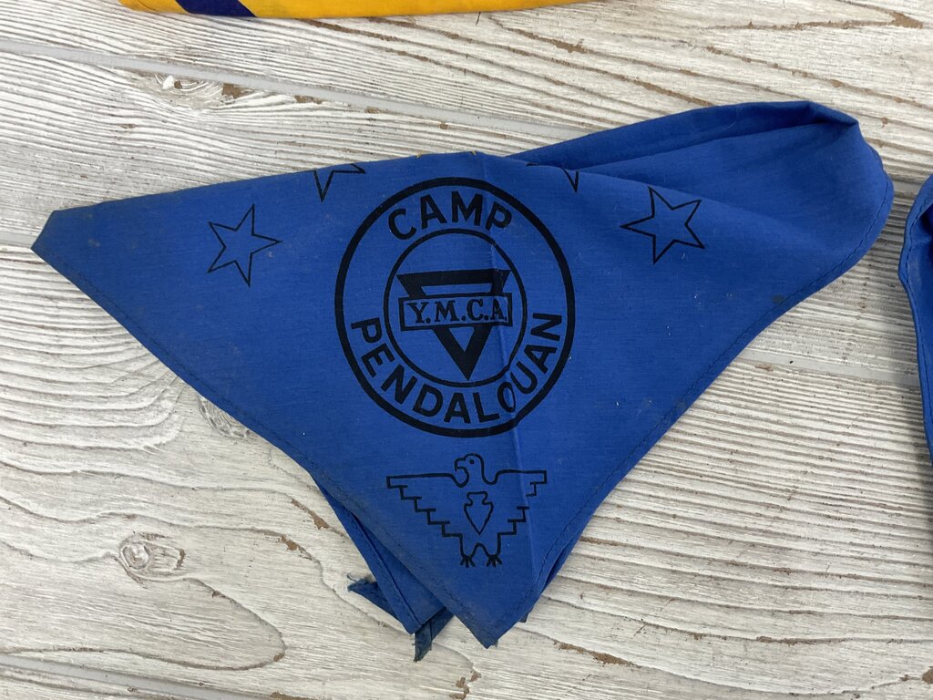Vintage Boy Scout of America Cub Scout Official Uniform Long Sleeve Shirt & 5 Bandanas - Camp Pendalouan, Michigan /s