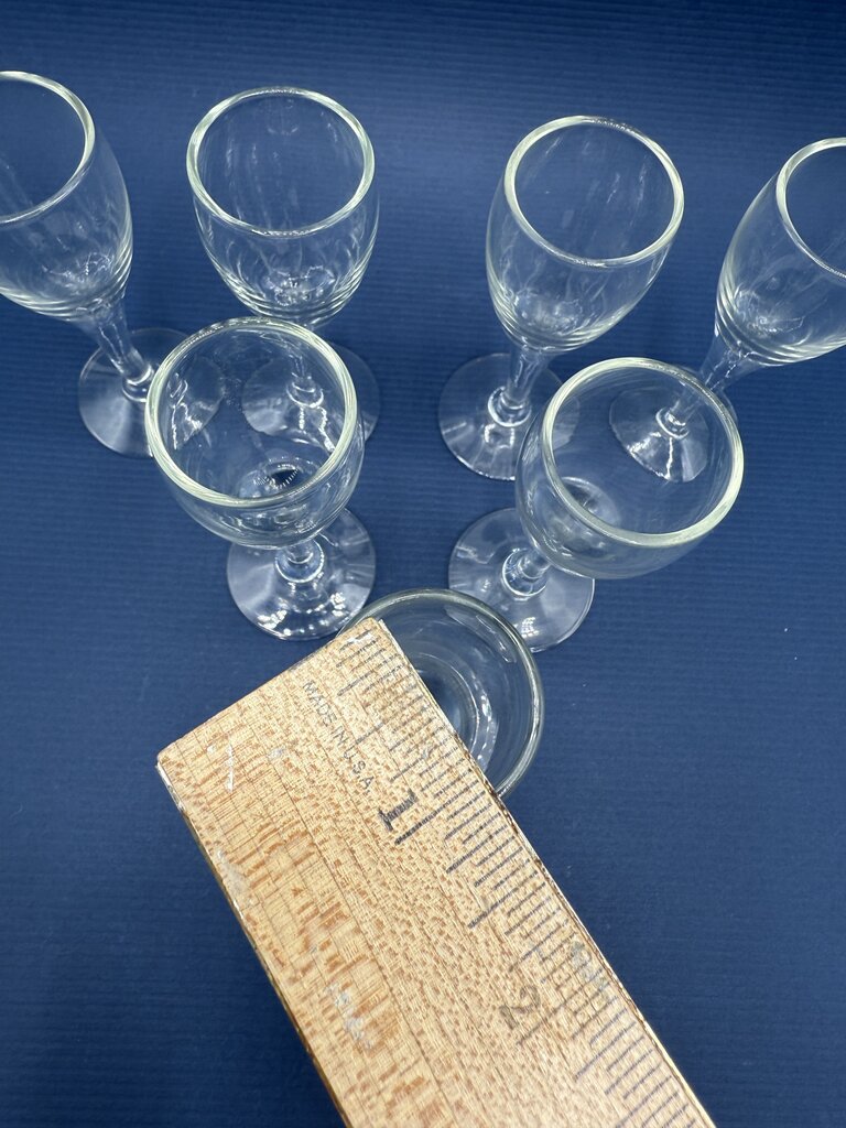 Elegant set of 7 Cordial Glasses 4.25” tall /roh