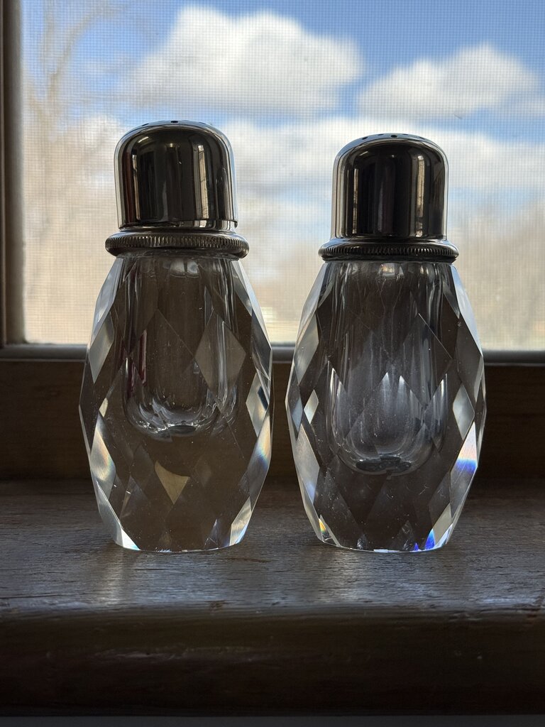 Post House Heavy Lead Crystal Salt and Pepper Shakers /roh