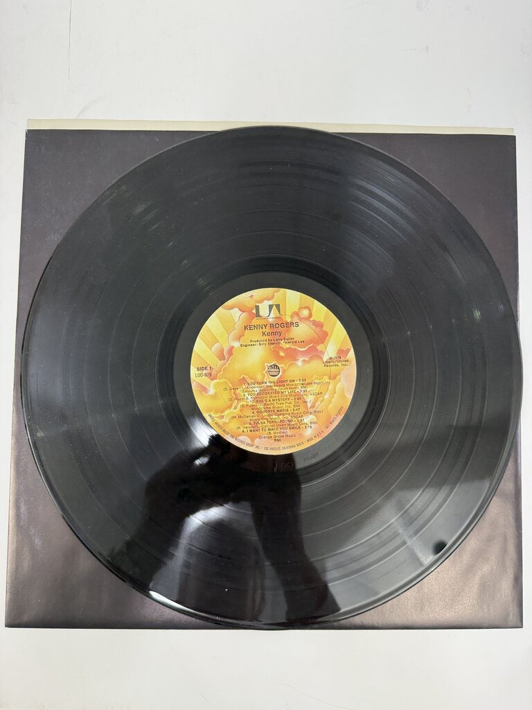 “Kenny” Vinyl Record Album by Kenny Rogers 1979 /ro