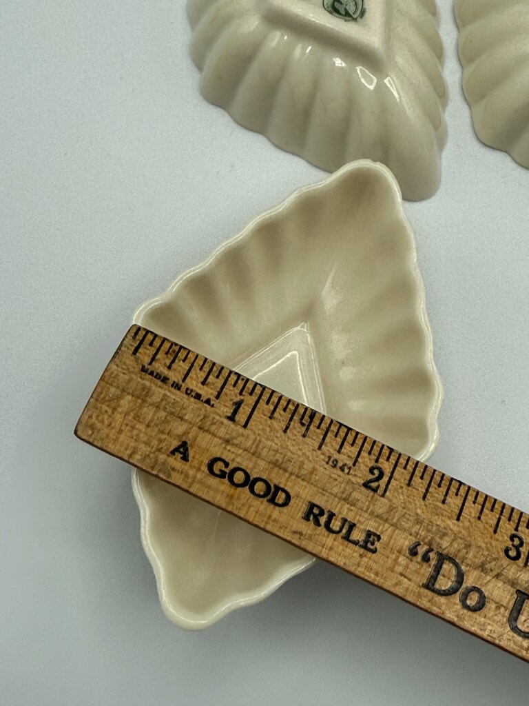 Belleek Ivory Salt Dip Cellar Green Mark set of 4 /ro