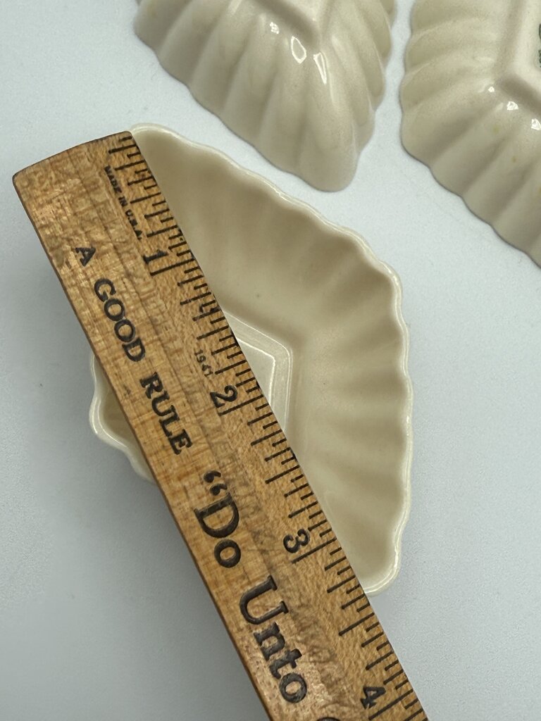 Belleek Ivory Salt Dip Cellar Green Mark set of 4 /ro