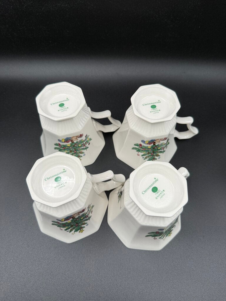 Set of 4 Nikko Christmastime Pedestal Coffee/Tea Mug Japan /roh