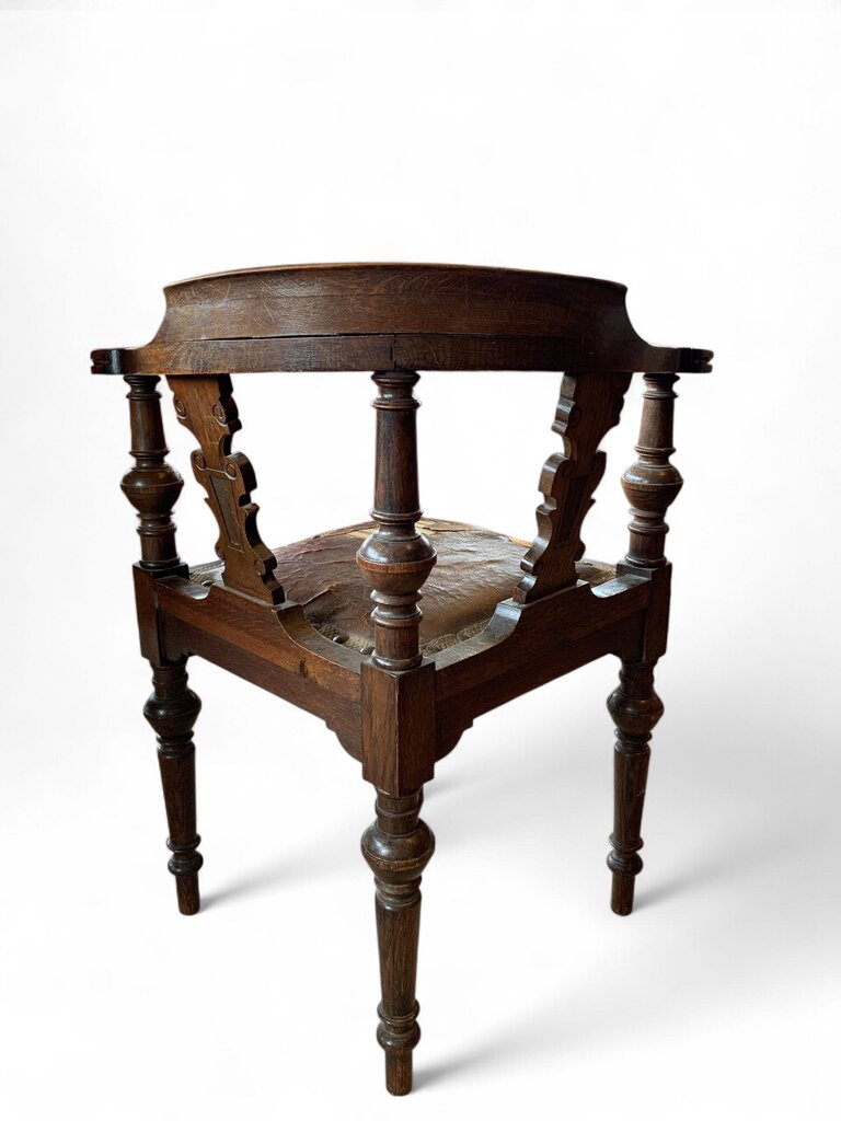 Victorian Corner Chair