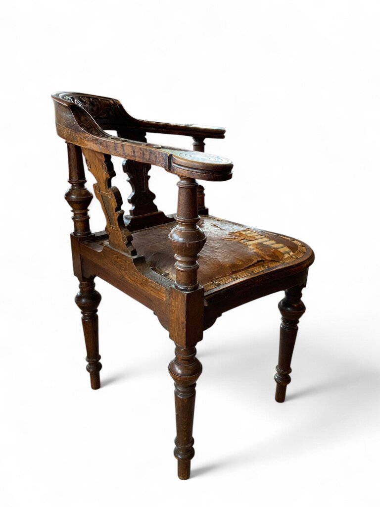Victorian Corner Chair