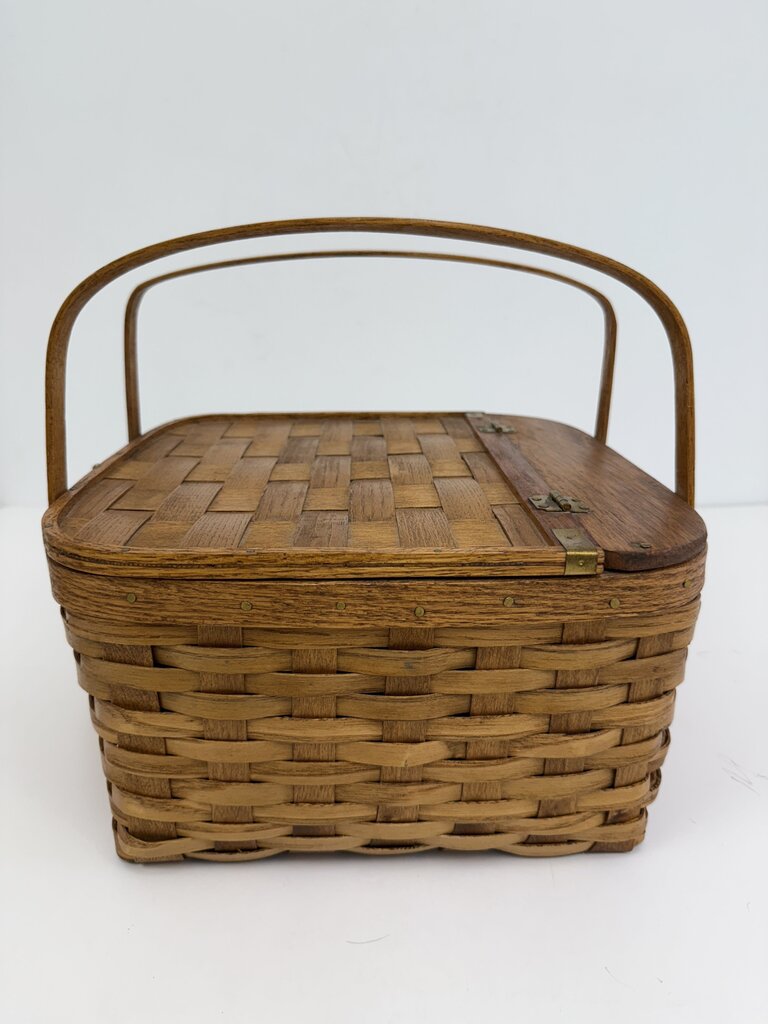 VTG Square HInged Pie Basket Double Handle /rw