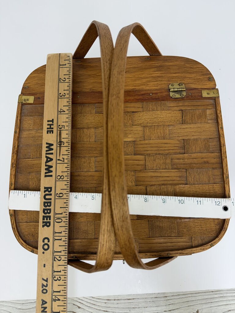 VTG Square HInged Pie Basket Double Handle /rw