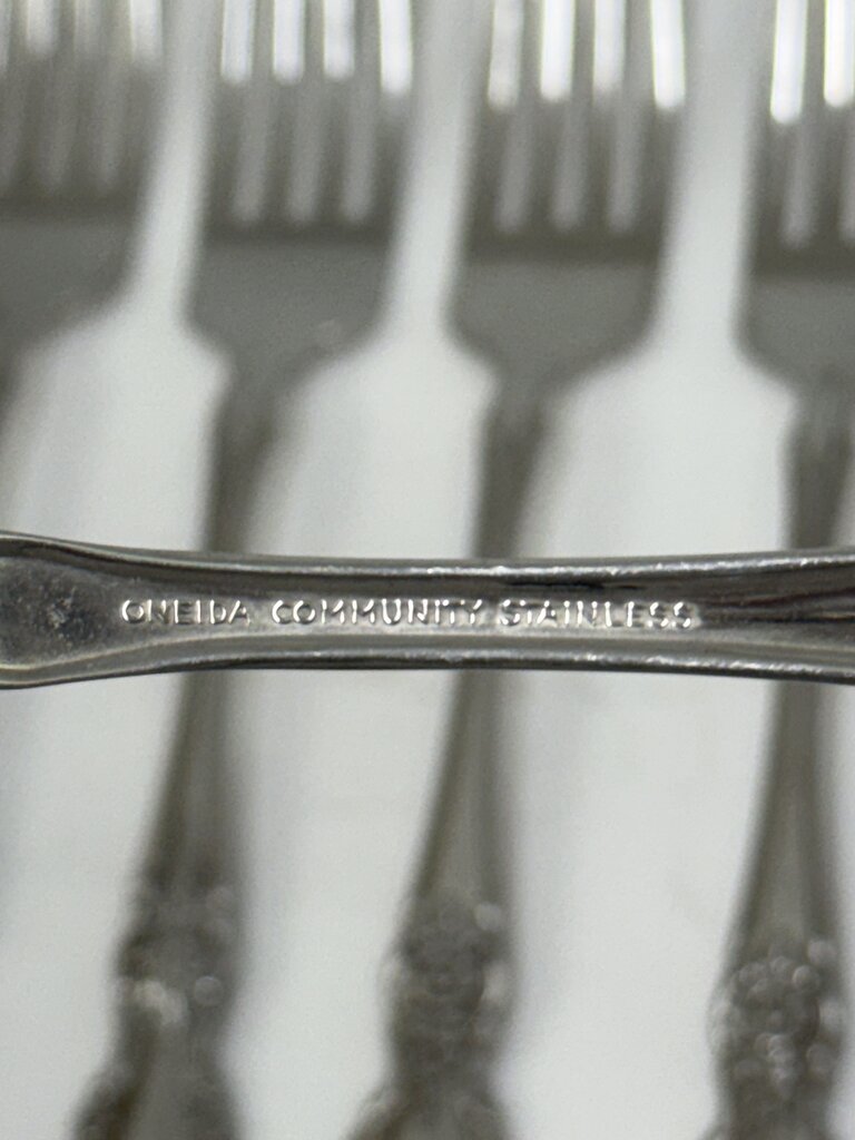 Oneida Community Stainless Arbor Rose Flatware 12 Place Settings 80 Pieces /rw