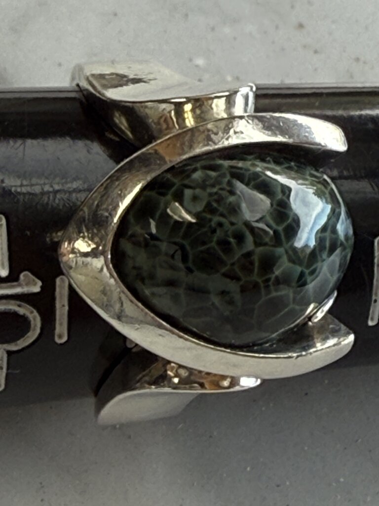 Sterling Silver Michigan Greenstone Cabochon Ring Size 9.25 /ro