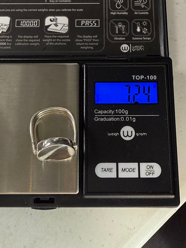 Artisan Signed Sterling Silver Ring Black/White Stone Size 8.5 /ro