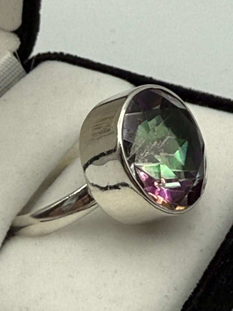 Contemporary Sterling Silver Ring Round Faceted Purple Gemstone/Crystal Size 8.75 /ro