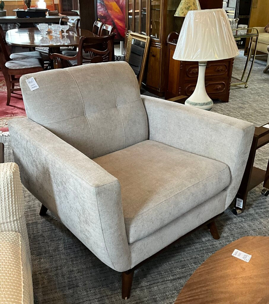 Modern Arm Chair W/Ottoman