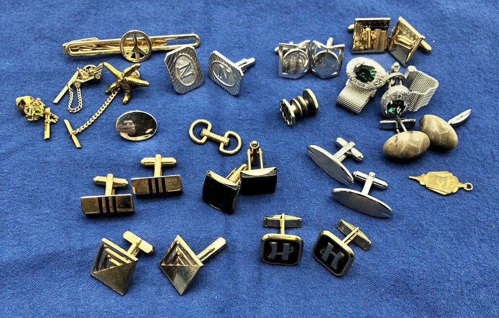 Lot of Cuff Links & Tie Tacks/ Bars ~ Swank /b