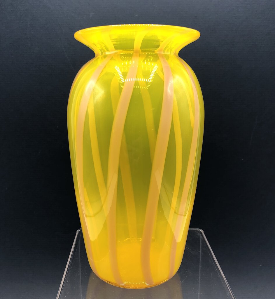 Jud Scott Hand Blown Fine Art Glass Vase /b