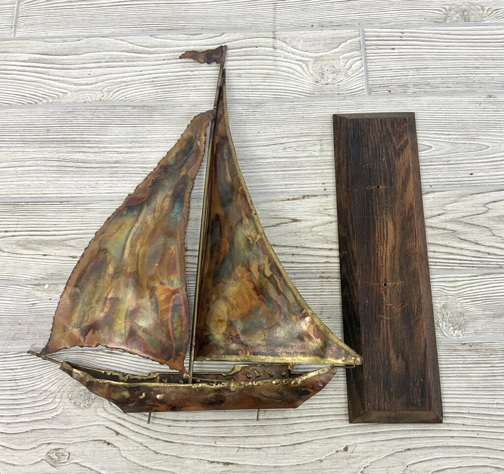 Ah/ Vintage Mid Century Copper Metal 19” Sailboat