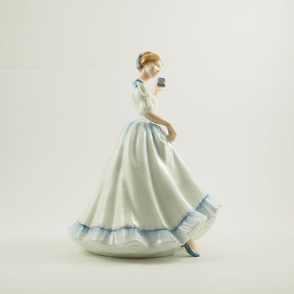 Royal Doulton Porcelain Figurine Paula HN3234 /g