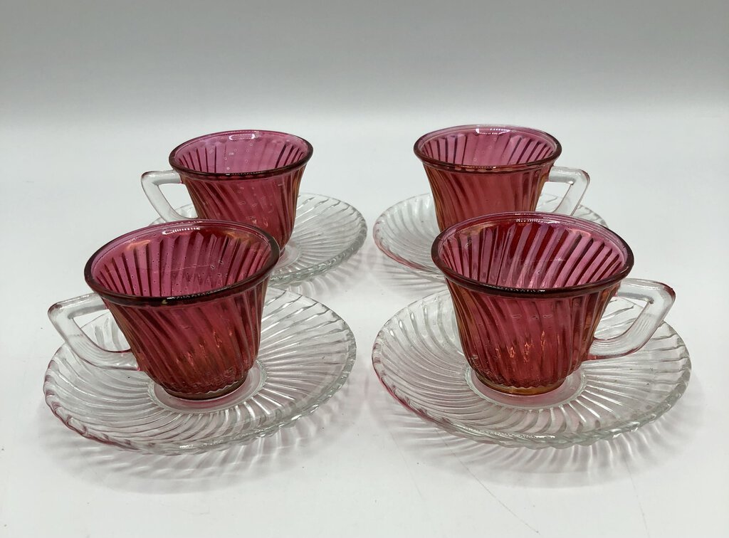 Vintage 1940’s Child’s Cranberry Glass Toy Dish Set /b