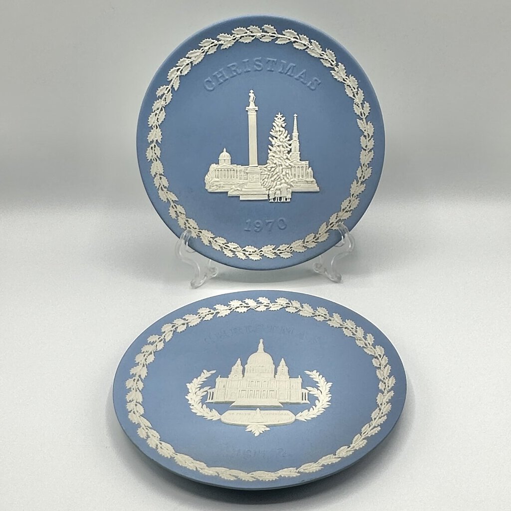 1970 & 1972 Wedgwood Blue Jasperware Christmas Collector Plates /cb