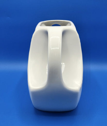 Beautiful White Fiesta Ware 7” Disc Pitcher /b