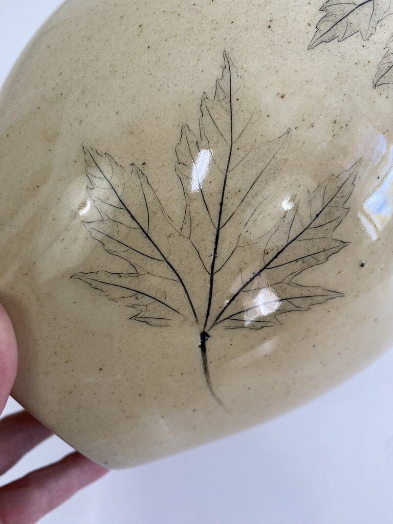 Nemadji Pottery Vase 8” Beige w/Etched Maple Leaves /rw