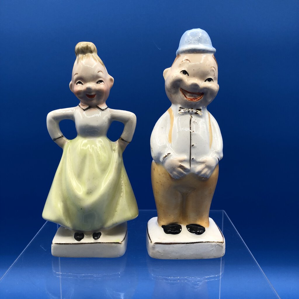 Vintage Happy/ Mad Couple Salt and Pepper Shakers Set /b