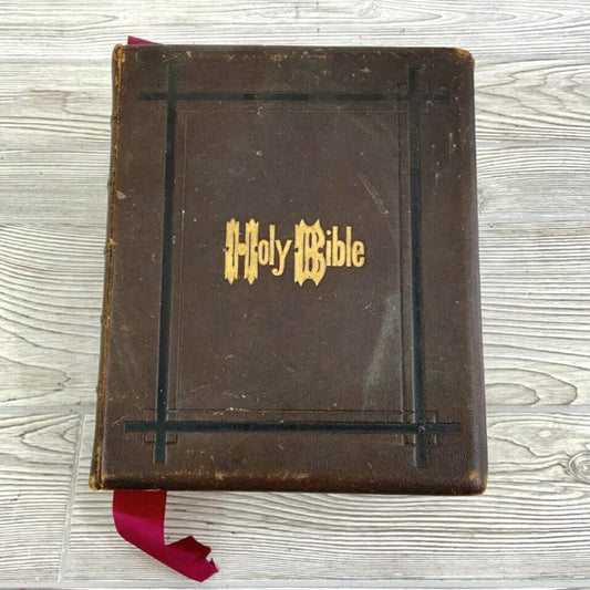 Antique J.B. Lippincott Large Dark Brown Leather Bound Illustrated Family Holy Bible.1880s /cb