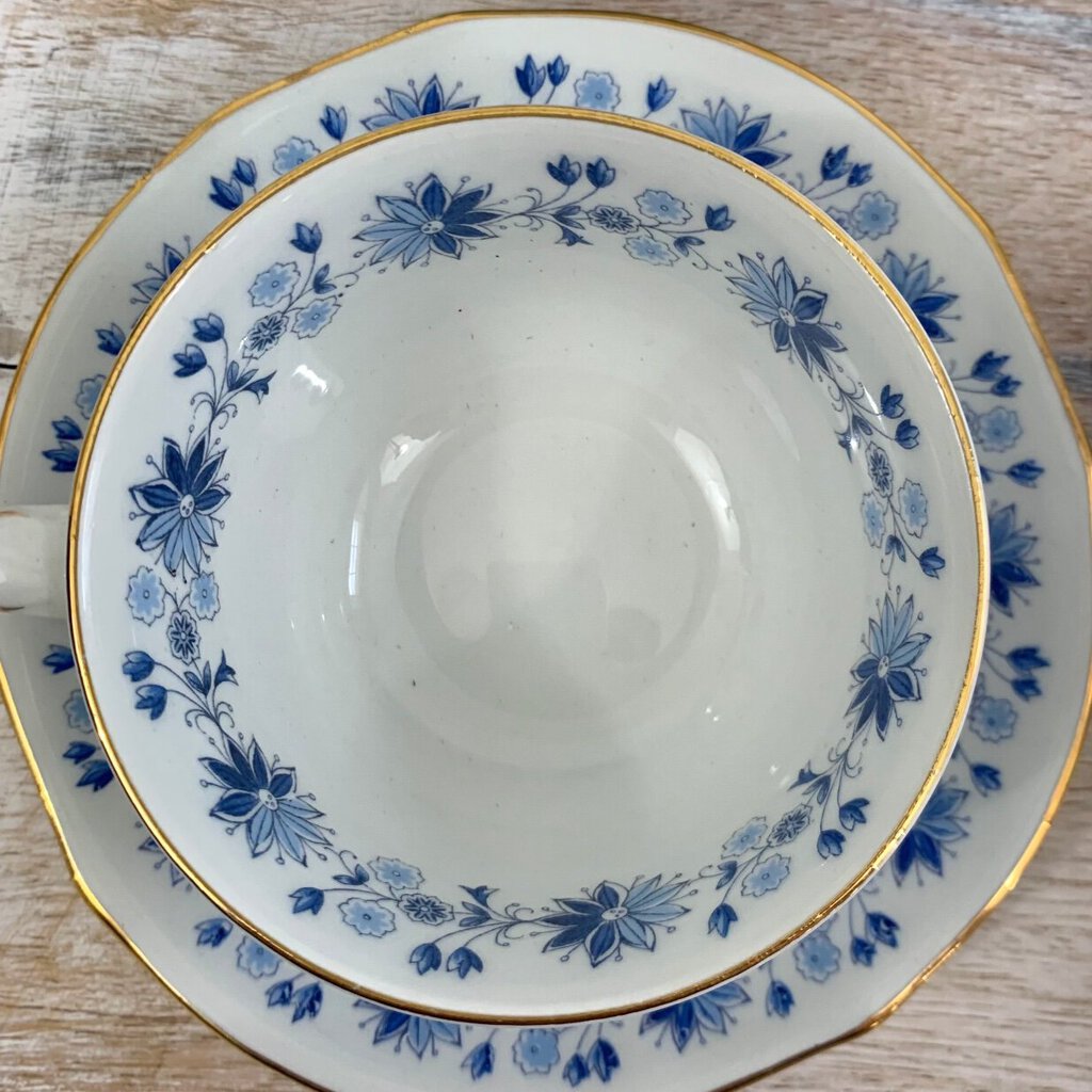 Vintage Arabia of Finland Blue Flower Teacups and Saucers Set/4, Mid-Century Scandinavian /cb