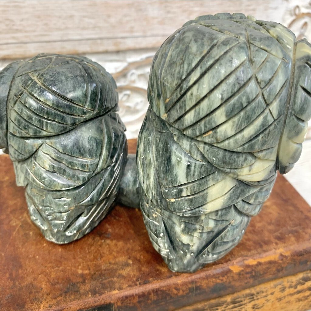 Vintage Carved Soapstone Pair of Owls Figurine /cb