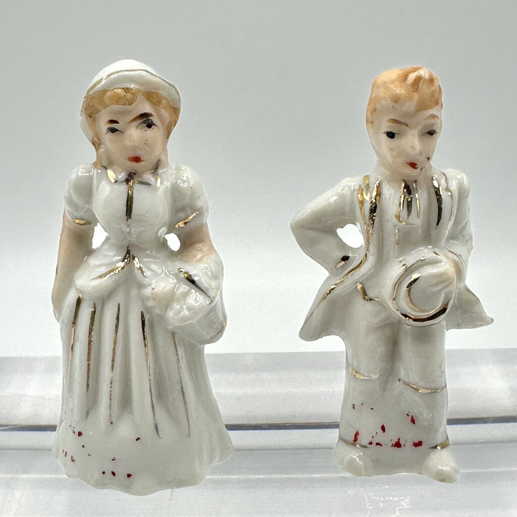 Lot of 6 Vintage Miniature Novelty Salt And Pepper Shaker Sets /cb