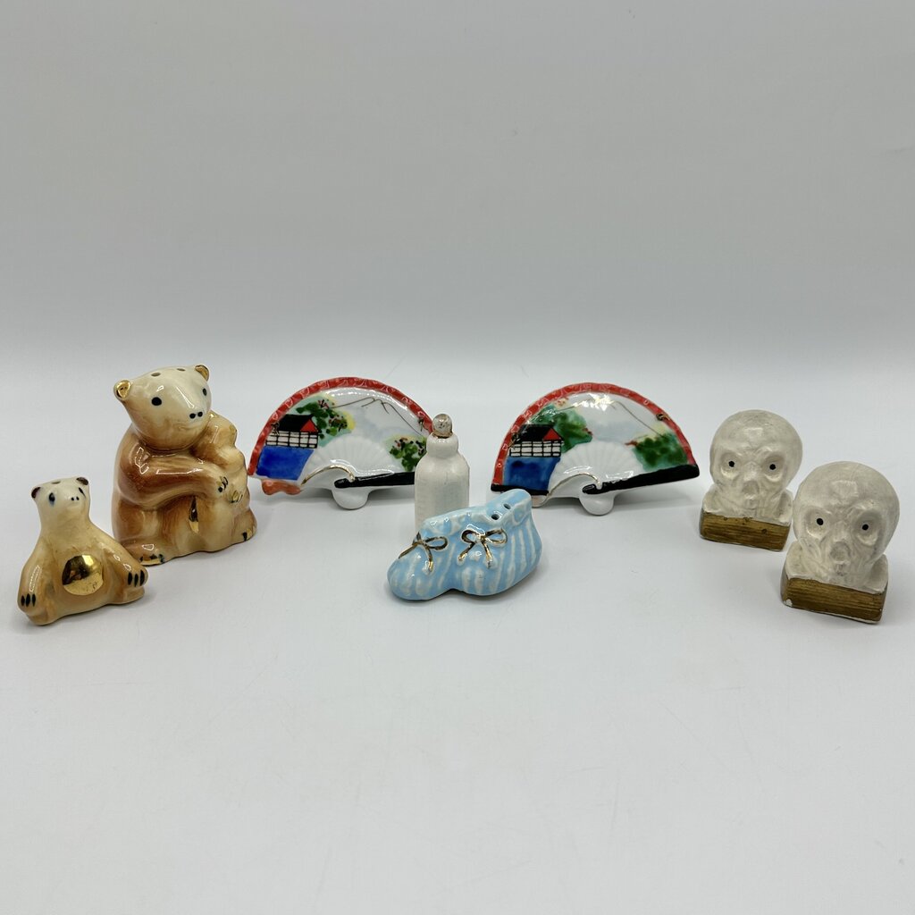 Lot Of 4 Vintage Ceramic Novelty Salt & Pepper Shaker Sets /cb