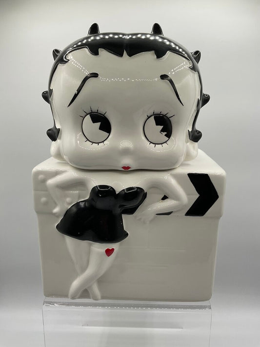 Benjamin & Medwin 1995 Betty Boop Black and White Cookie Jar /s