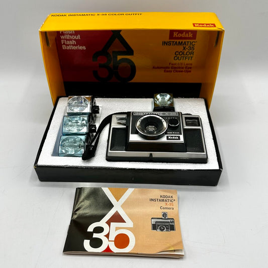 Vintage Kodak Instamatic X-35 Color Outfit w/Box, Flashcubes & Instructions /cb