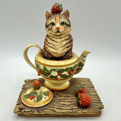 Curious Cats By Lang And Wise “Strawberry Tea” First Edition 2000 w/Box /cb