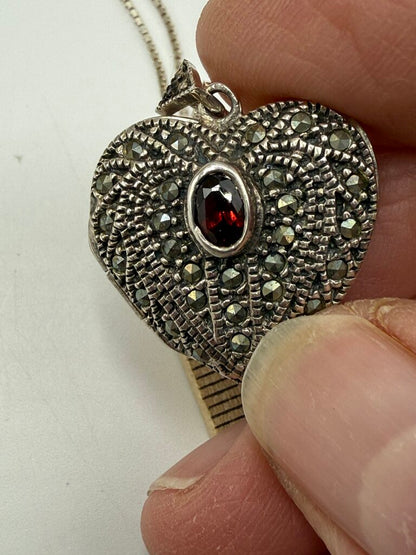 Sterling Silver Box 24” Chain Necklace Marcasite Garnet Heart Locket /ro
