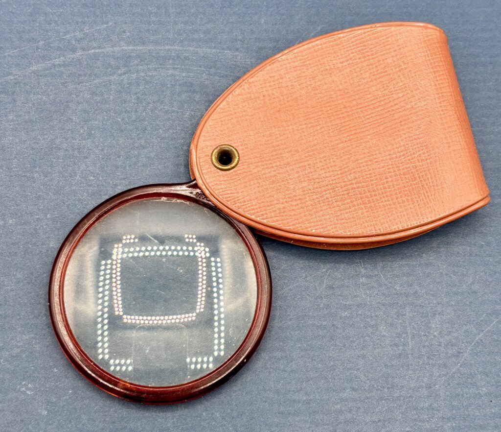 Set of 3 Folding Hand Held Magnifing Glass with Case /j