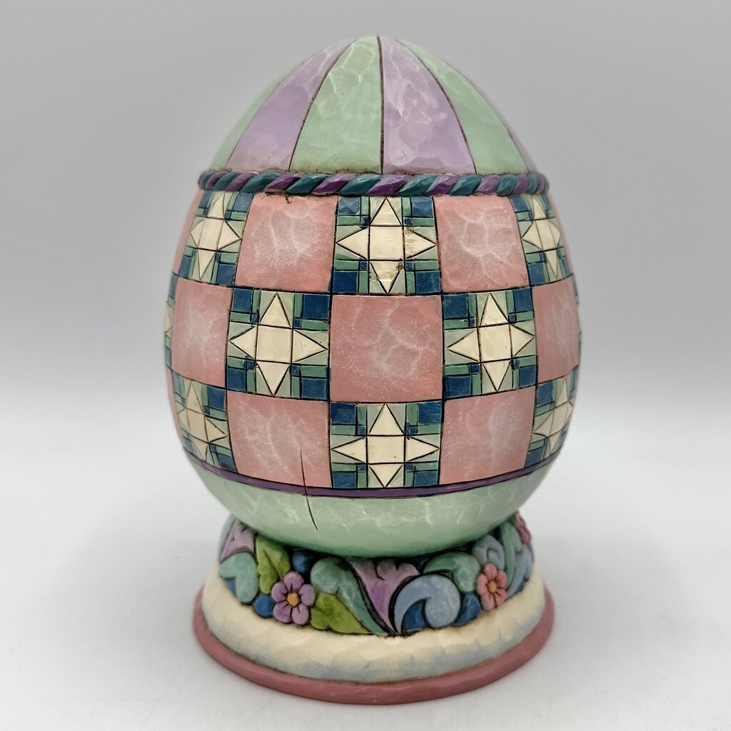 Jim Shore Heartwood Creek 2009 “Spring Love” Quilt Pattern Lighted Egg Diorama Bunny Couple /cb