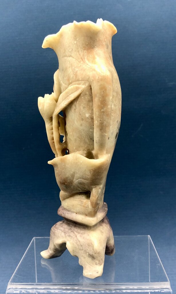 Vintage Chinese Carved Lotus Sopa Stone Bud Vase /b